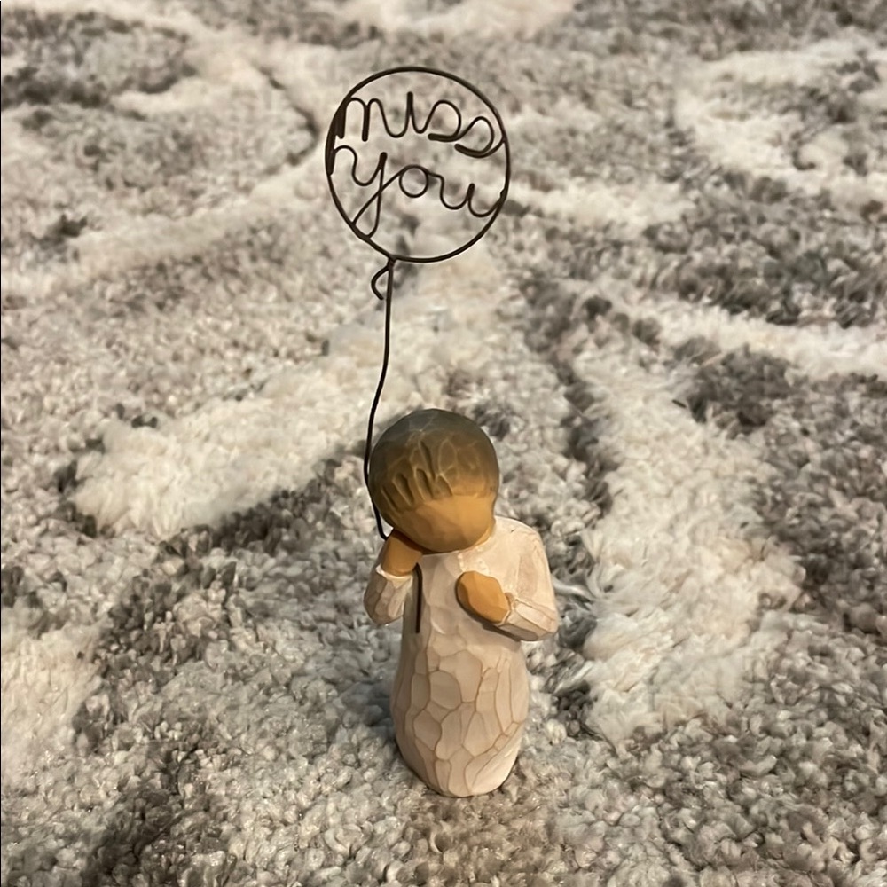 Willow Tree 'Miss You' Figurine - Brown and White